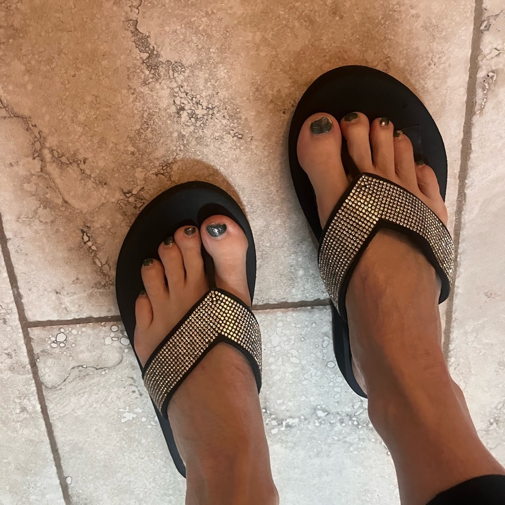 Well worn comfortable flip flops - image 2